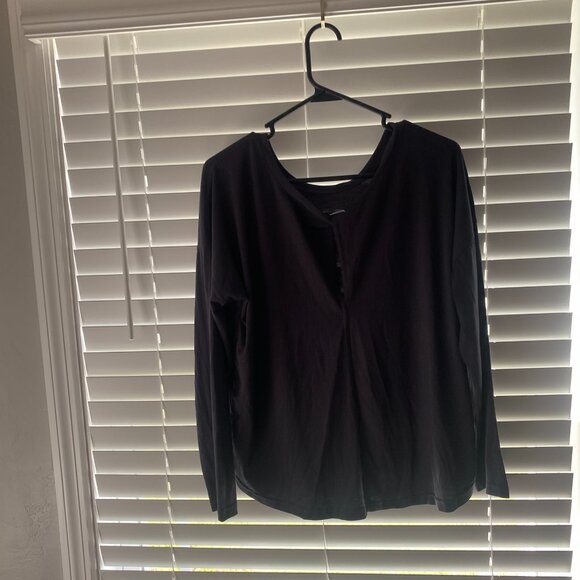 Apana M Athleisure Top - Picture 9 of 12